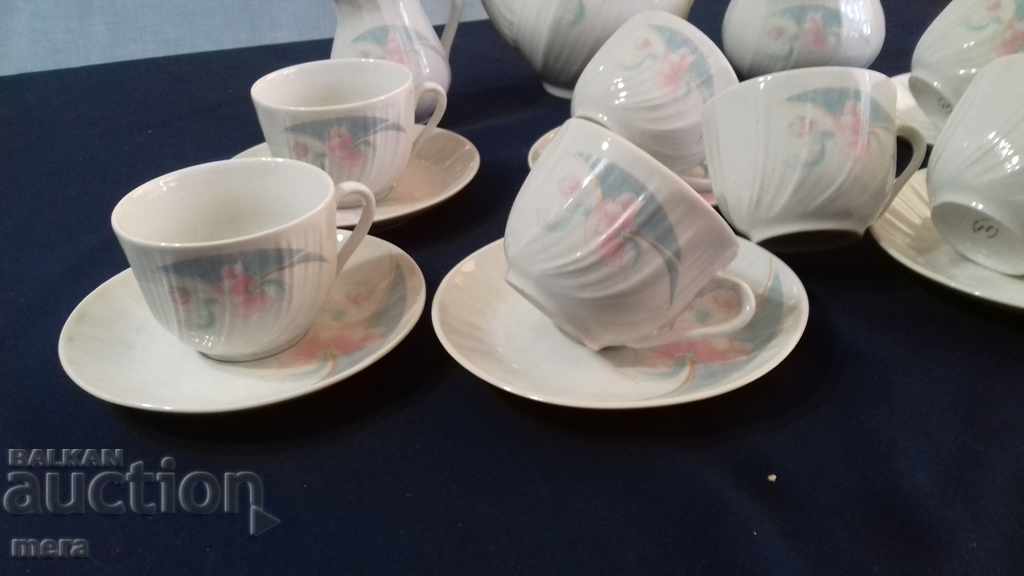 Porcelain tea or coffee set - fine porcelain - 6 Porcelain tea or coffee set - fine porcelain - 6