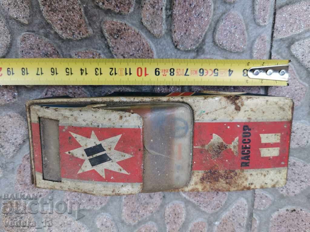 Ένα παλιό τσίγκινο παιχνίδι - 5 Ένα παλιό τσίγκινο παιχνίδι - 5