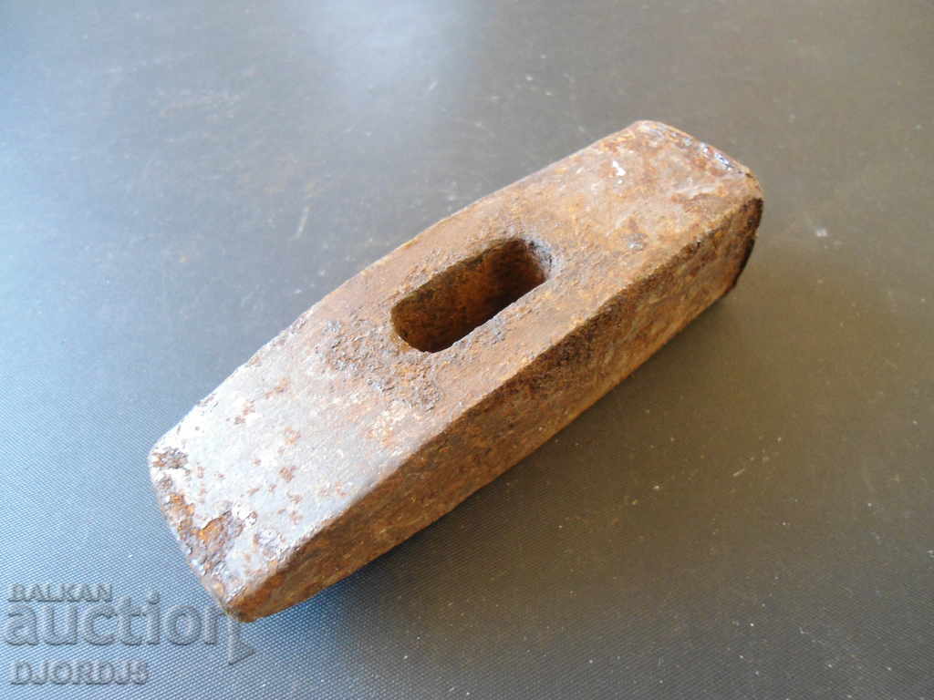An old hammer with price 2.00 BGN | € 1.02 An old hammer with price 2.00 BGN | € 1.02