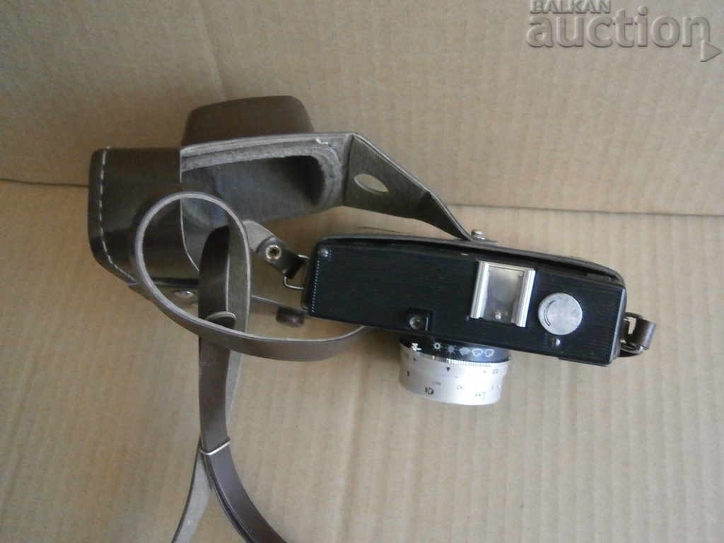 RETRO vintage Camera with price 25.00 BGN | € 12.78 RETRO vintage Camera with price 25.00 BGN | € 12.78