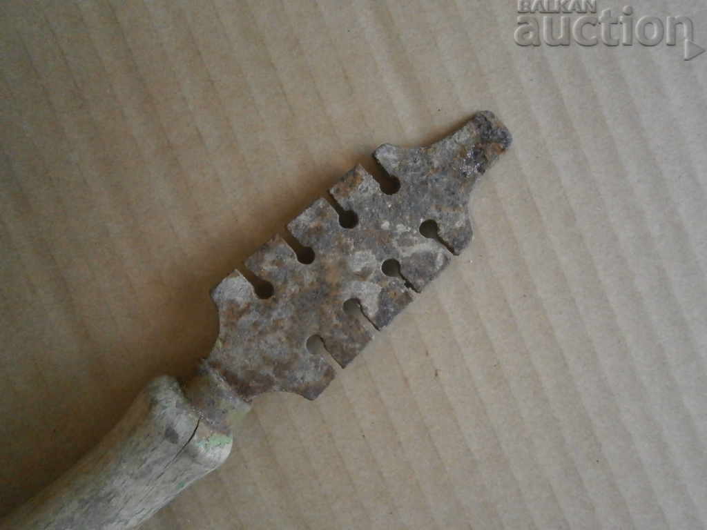 Auction old instrument tool Auction old instrument tool