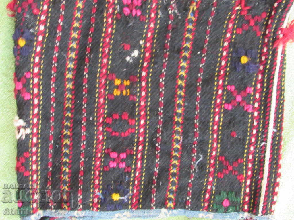 An old hand-woven woolen trap bag from the beginning of the 20th century with price 33.00 BGN | € 16.87 An old hand-woven woolen trap bag from the beginning of the 20th century with price 33.00 BGN | € 16.87