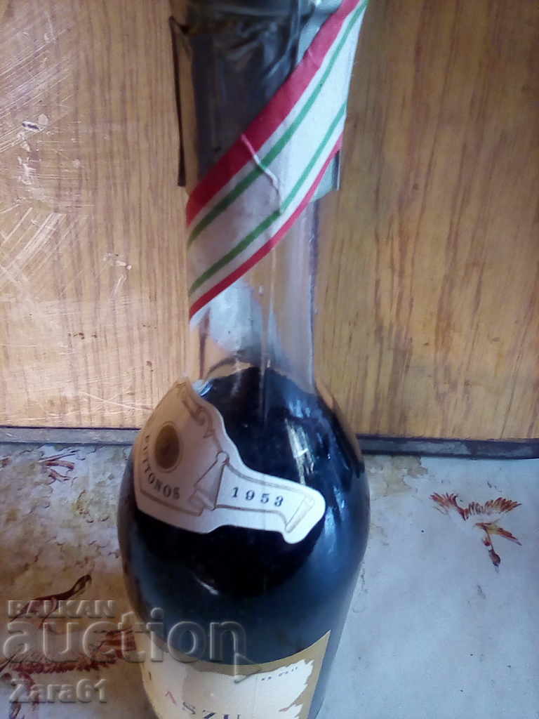 Unique Tokai wine vintage 1953 - 6 Unique Tokai wine vintage 1953 - 6