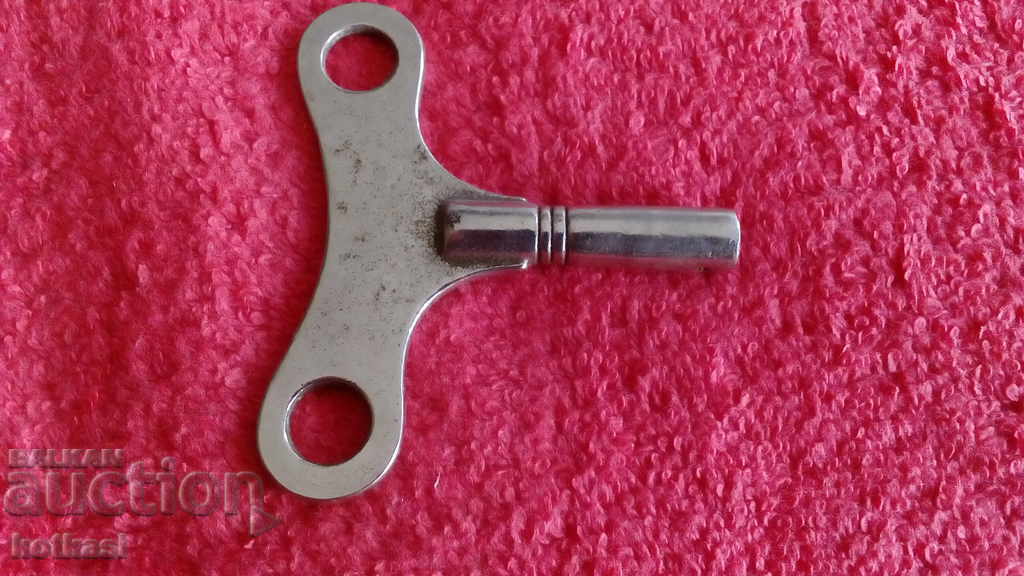 Livrarea Cheie veche de ceas de perete din metal Livrarea Cheie veche de ceas de perete din metal