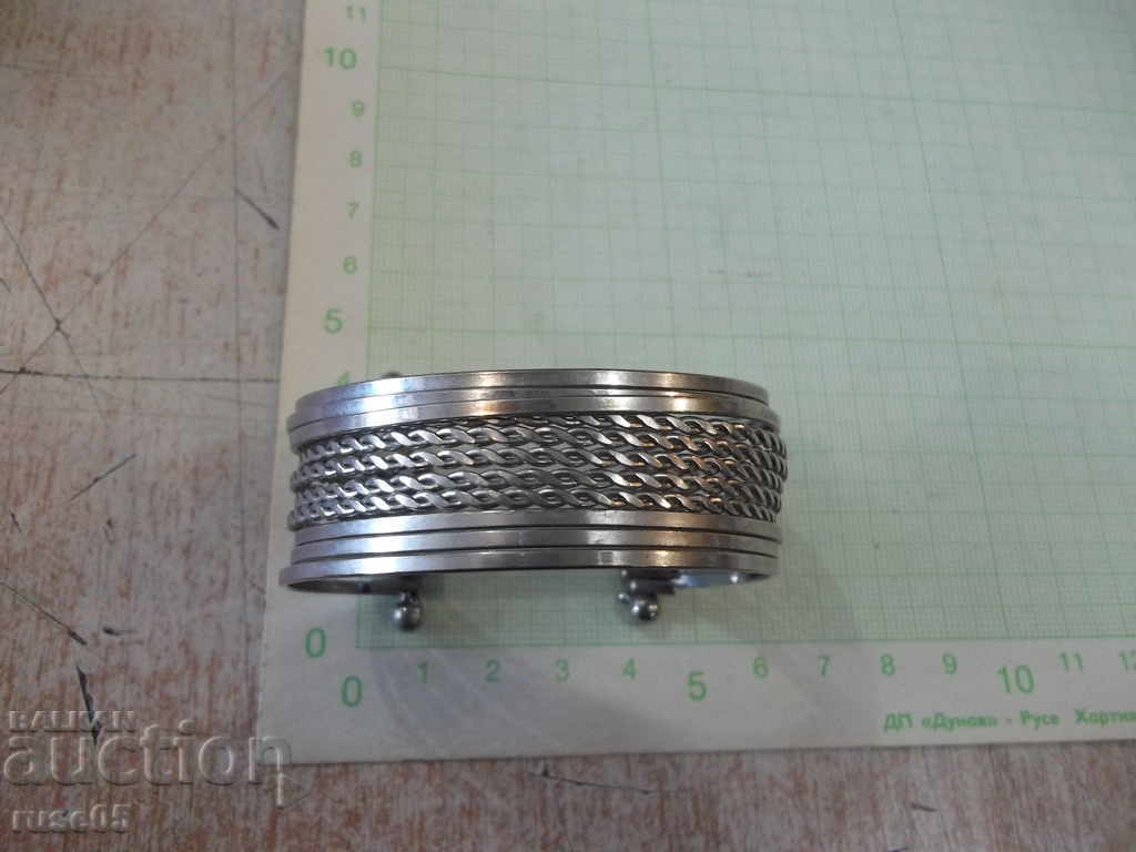 Гривна единайсетсекторна метална - 6 Гривна единайсетсекторна метална - 6