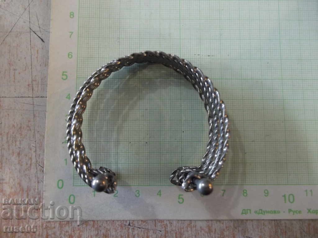 Auction  Seven-sector metal bracelet