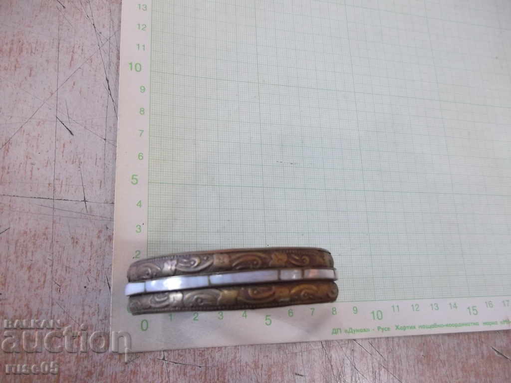 Доставка на Гривна бронзова Доставка на Гривна бронзова