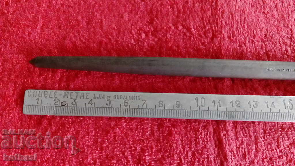 Polizor de masă veche SHEFFIELD ENGLAND cu preț € 38.60 | 75.50 BGN Polizor de masă veche SHEFFIELD ENGLAND cu preț € 38.60 | 75.50 BGN