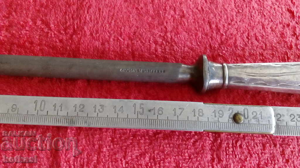 Licitație Polizor de masă veche SHEFFIELD ENGLAND Licitație Polizor de masă veche SHEFFIELD ENGLAND