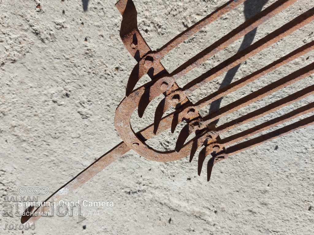 Auction GRILL - BARBECUE - FORGED - 200 YEARS OLD Auction GRILL - BARBECUE - FORGED - 200 YEARS OLD