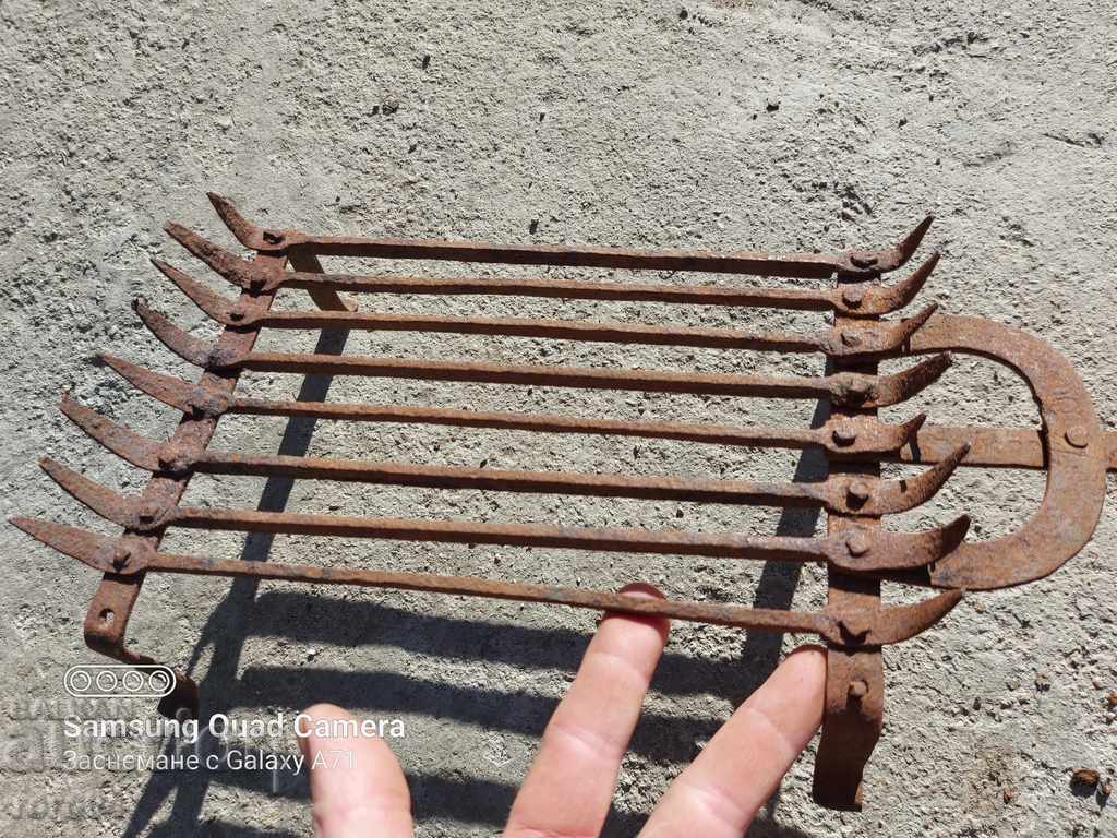 GRILL - BARBECUE - FORGED - 200 YEARS OLD - 7 GRILL - BARBECUE - FORGED - 200 YEARS OLD - 7