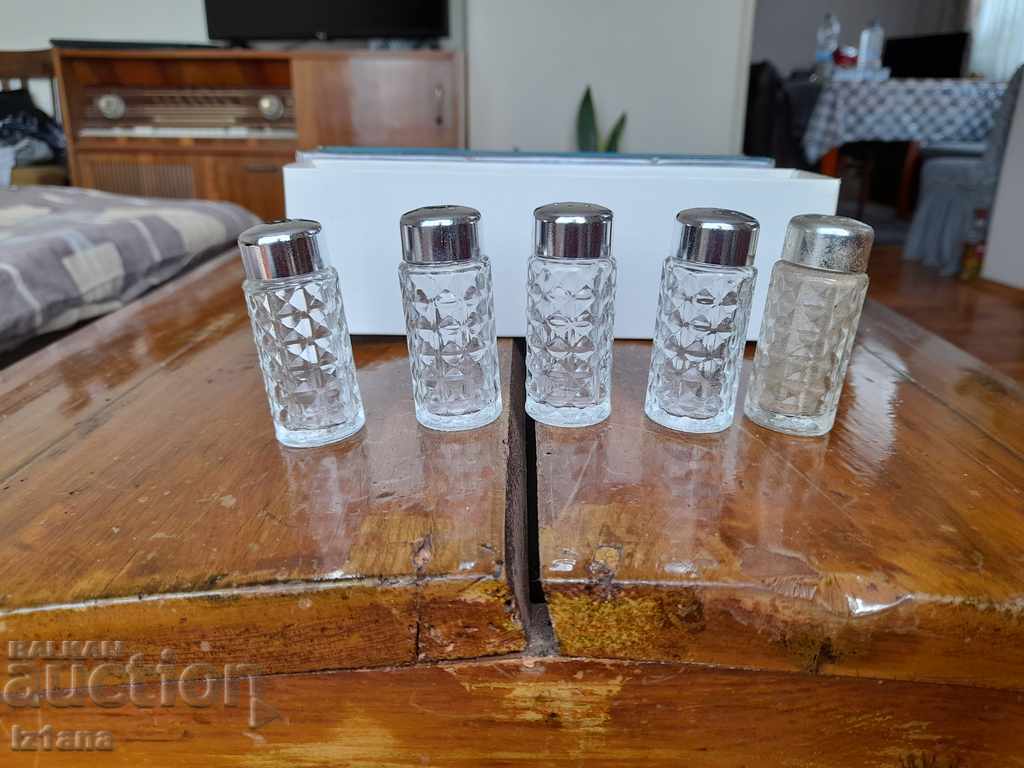 Delivery of Old salt pans Sonnau Delivery of Old salt pans Sonnau