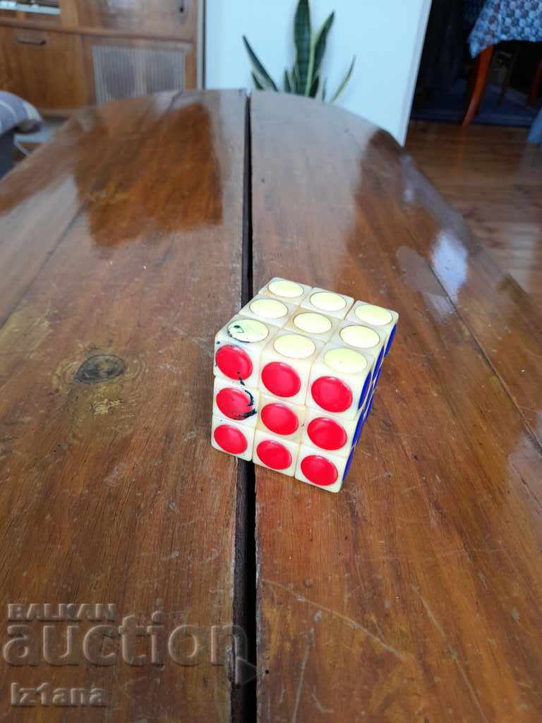 Auction Old cube, stacking cube Auction Old cube, stacking cube