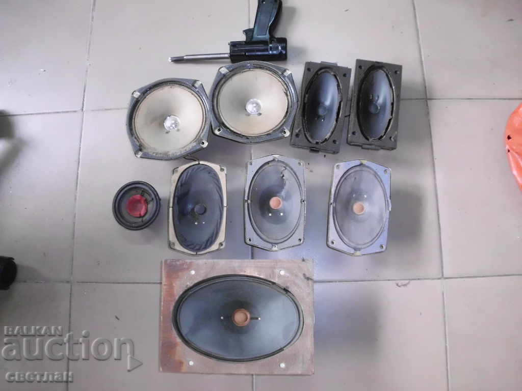 Auction LOTS OF SPEAKERS Auction LOTS OF SPEAKERS