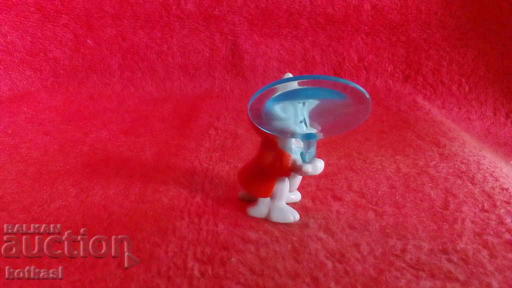 Delivery of Small figure Tennis Delivery of Small figure Tennis