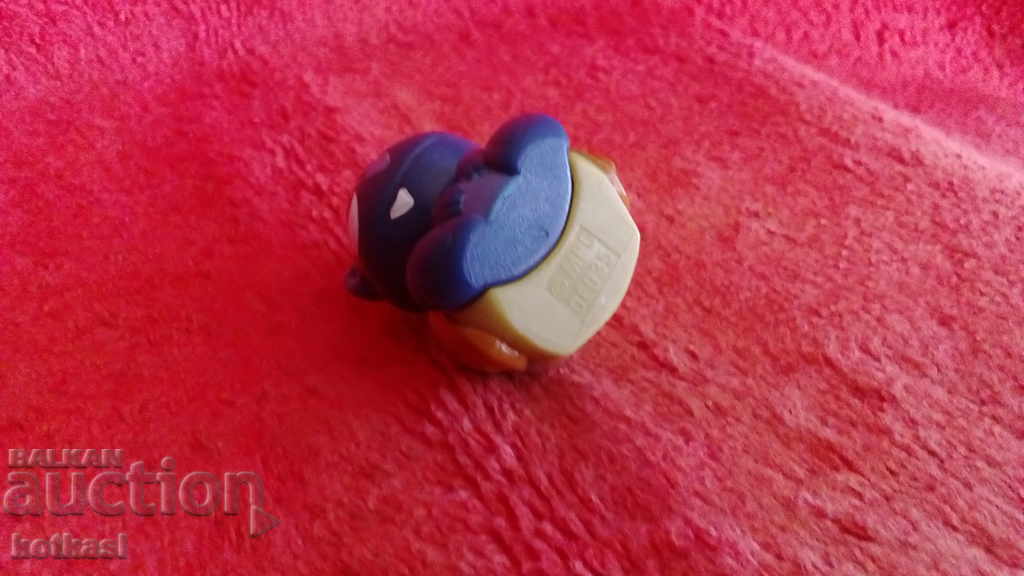 a small figurine - 5 a small figurine - 5