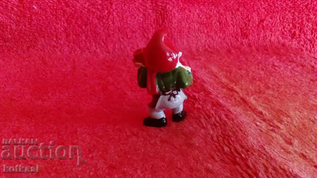 Auction  Small figure Dwarf