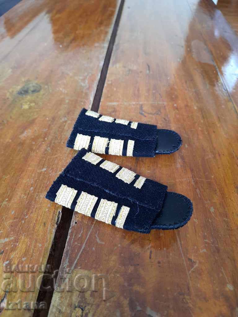 Delivery of Old Navy shoots Delivery of Old Navy shoots