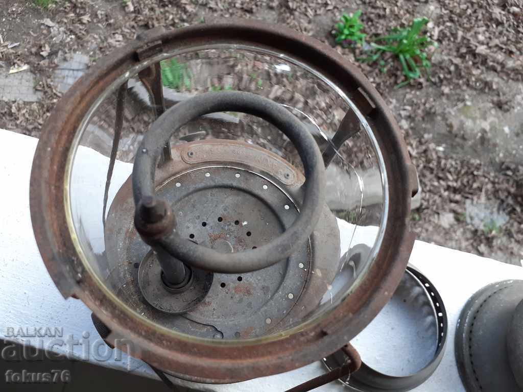 Delivery of FIND STAR PETROMAX DITMAR MAXIM GAS LAMP