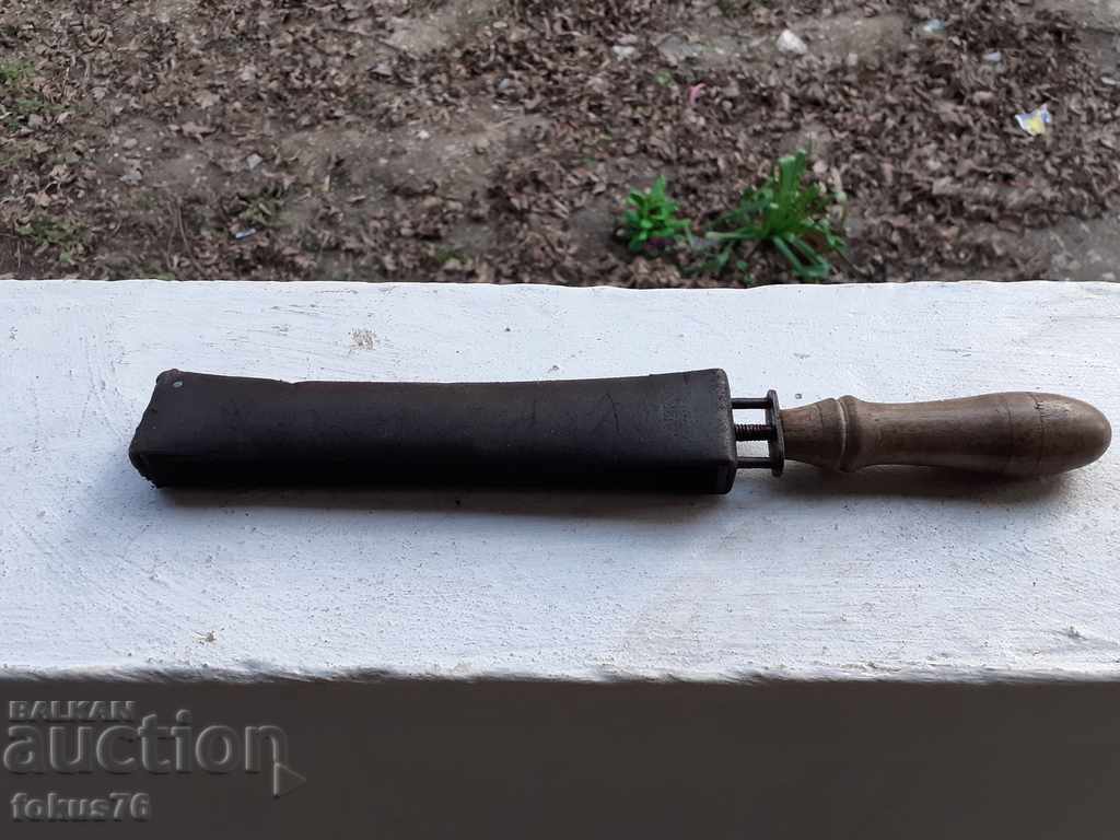 SOLINGEN TIGER STAR COLLECTION. RAZOR SHARPENING BELT - 5 SOLINGEN TIGER STAR COLLECTION. RAZOR SHARPENING BELT - 5