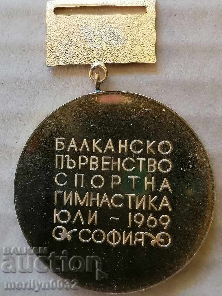 Доставка на Медал за Спортна гимнастика 1969 год ГОЛЯМ позлата Доставка на Медал за Спортна гимнастика 1969 год ГОЛЯМ позлата