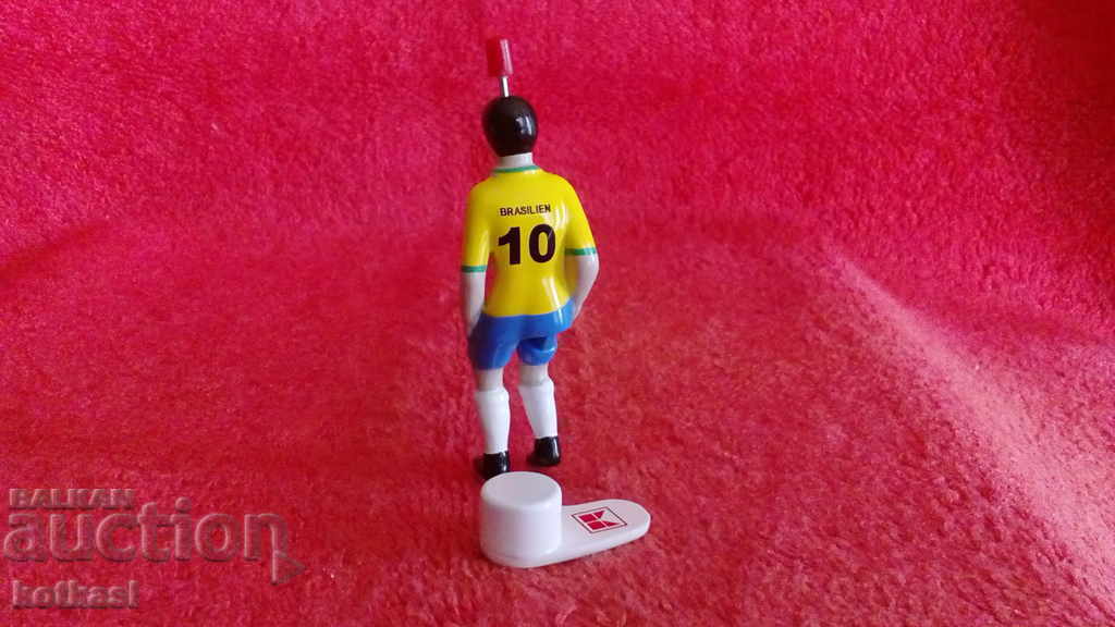 Delivery of Brazil football player metal sports figure