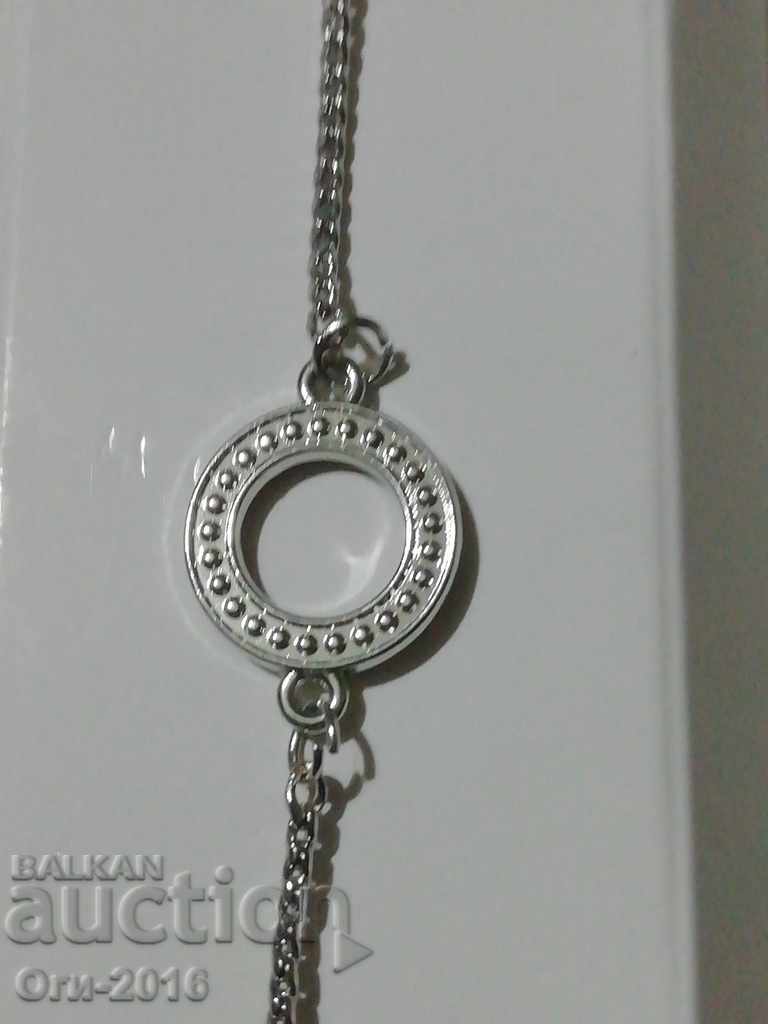 Παρακολουθήστε για κυρίες με το βραχιόλι - 5