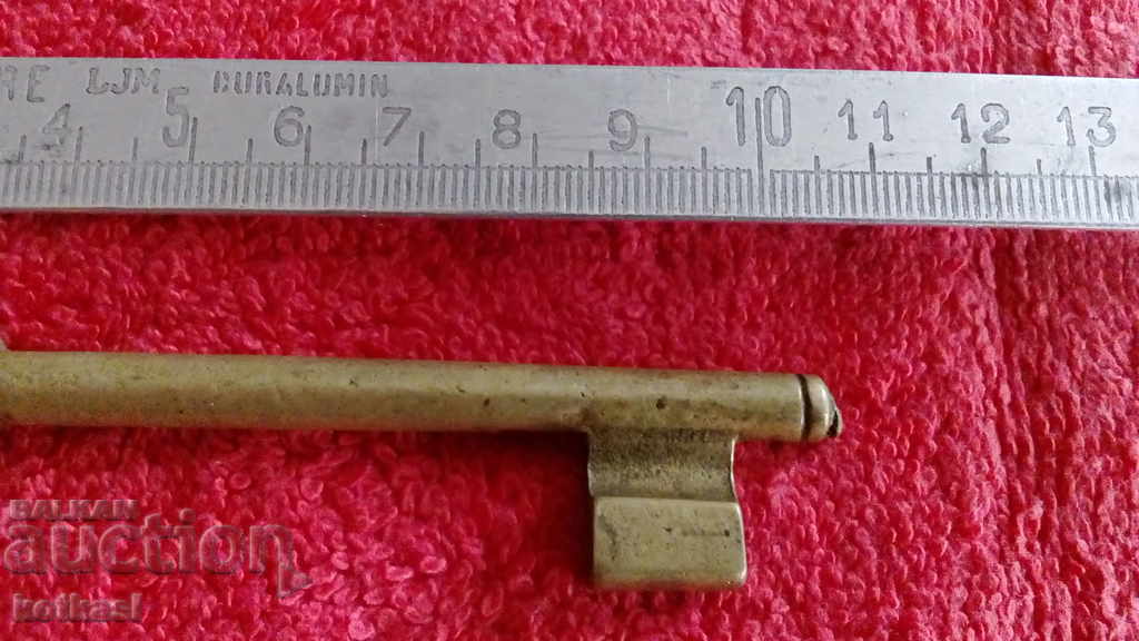 Auction Old large metal bronze brass key Auction Old large metal bronze brass key