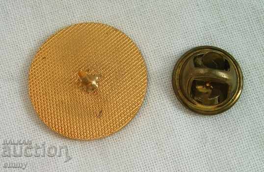 Badge SBA Union of Bulgarian Motorists 40 years with price 10.00 BGN | € 5.11 Badge SBA Union of Bulgarian Motorists 40 years with price 10.00 BGN | € 5.11