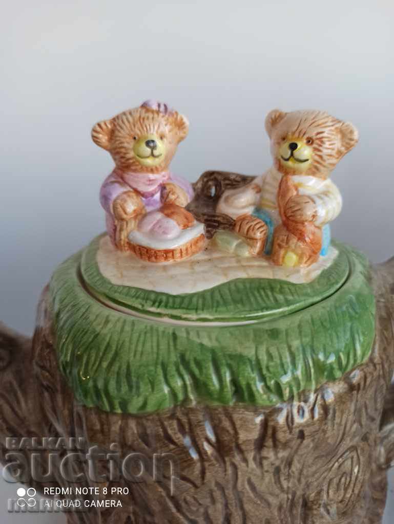 A beautiful porcelain teapot A beautiful porcelain teapot