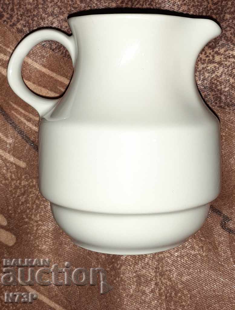 PORCELAIN TUB. BAVARIA. GERMANY. with price 7.00 BGN | € 3.58 PORCELAIN TUB. BAVARIA. GERMANY. with price 7.00 BGN | € 3.58