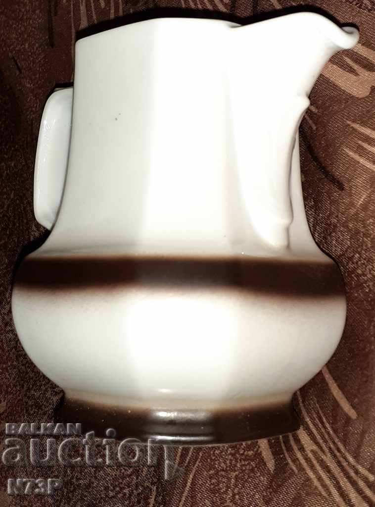 PORCELAIN TUB. BAVARIA. W.GERMANY. with price 5.00 BGN | € 2.56 PORCELAIN TUB. BAVARIA. W.GERMANY. with price 5.00 BGN | € 2.56