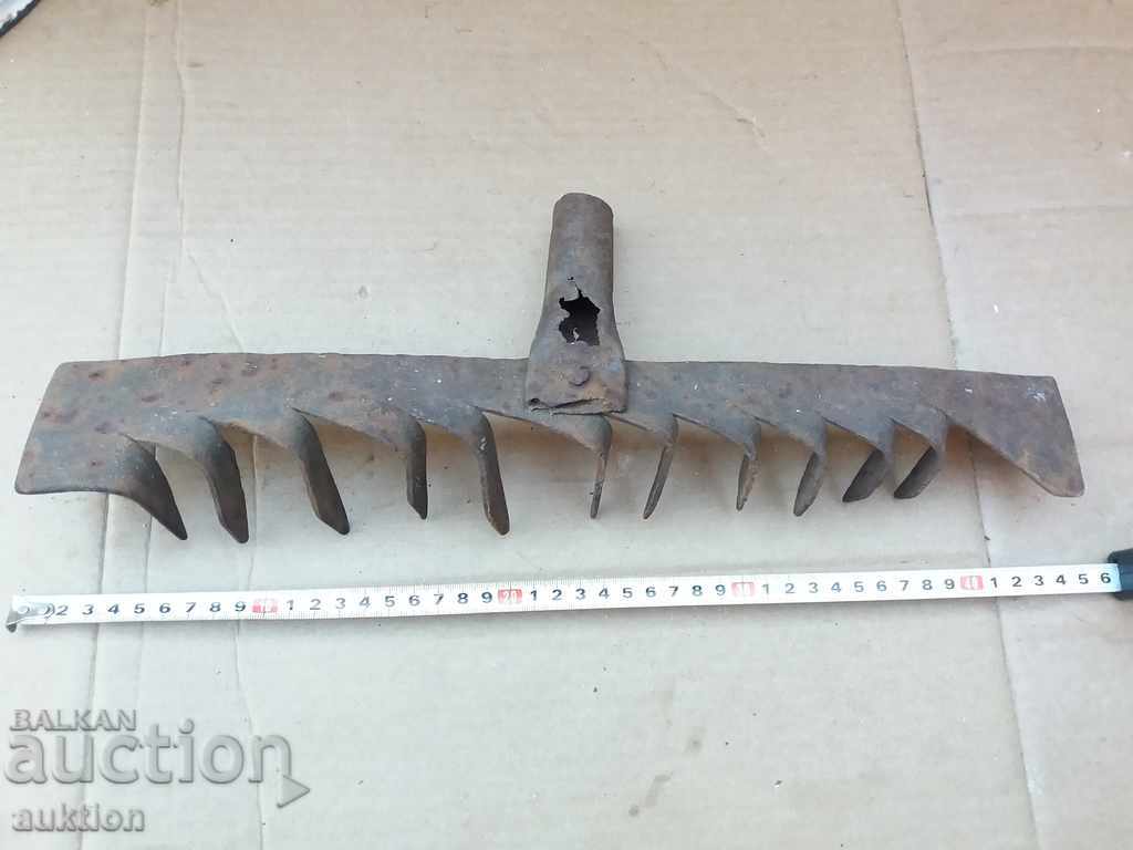 Delivery of STAR TERMAK, AGRICULTURAL TOOL - PRIMITIVE Delivery of STAR TERMAK, AGRICULTURAL TOOL - PRIMITIVE
