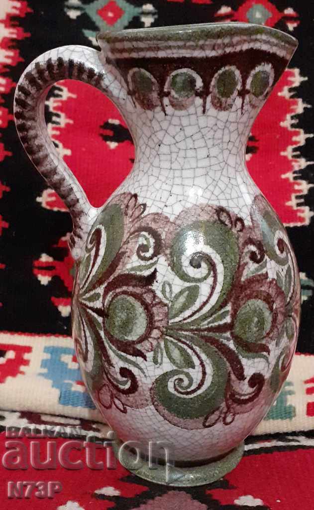 Licitație VAZA AUTORULUI. FĂCUT DE MÂNĂ.