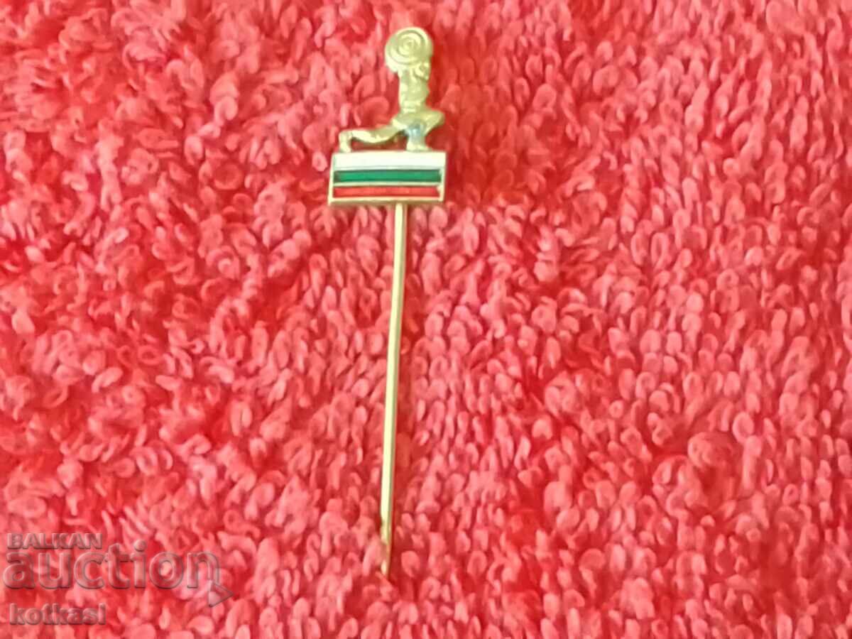 Auction Old sports badge WEIGHTLIFTING FEDERATION BFWT Auction Old sports badge WEIGHTLIFTING FEDERATION BFWT