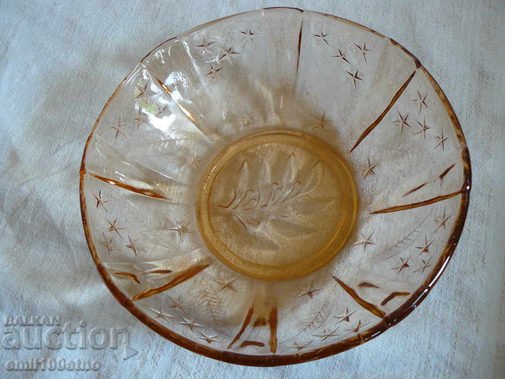 Bol vechi de fructe cu vitralii cu preț 9.00 BGN | € 4.60