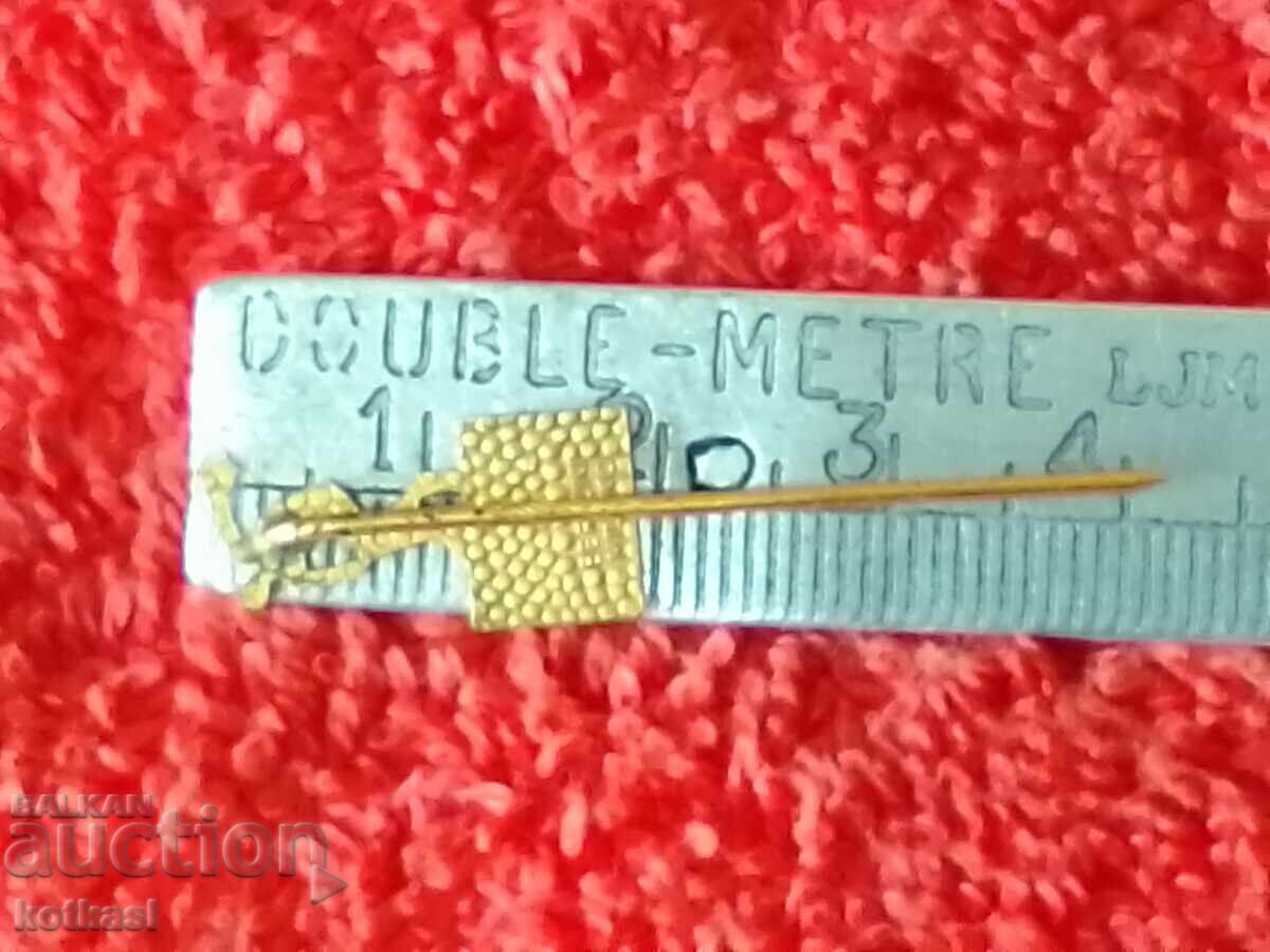 Стара спортна метална бронз емайл юбилейна значка 50 БФЛА с цена 10.50 лв. | € 5.37 Стара спортна метална бронз емайл юбилейна значка 50 БФЛА с цена 10.50 лв. | € 5.37