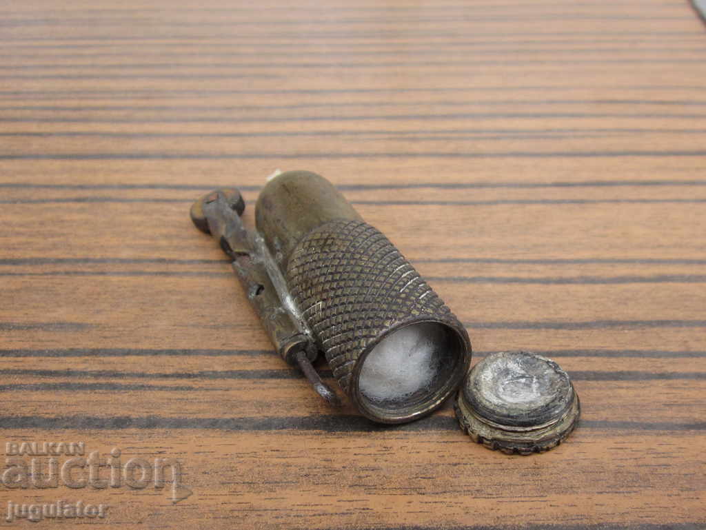 Στρατιωτικός αναπτήρας βενζίνης PSV Α' Παγκοσμίου Πολέμου MICHELIN - 6 Στρατιωτικός αναπτήρας βενζίνης PSV Α' Παγκοσμίου Πολέμου MICHELIN - 6