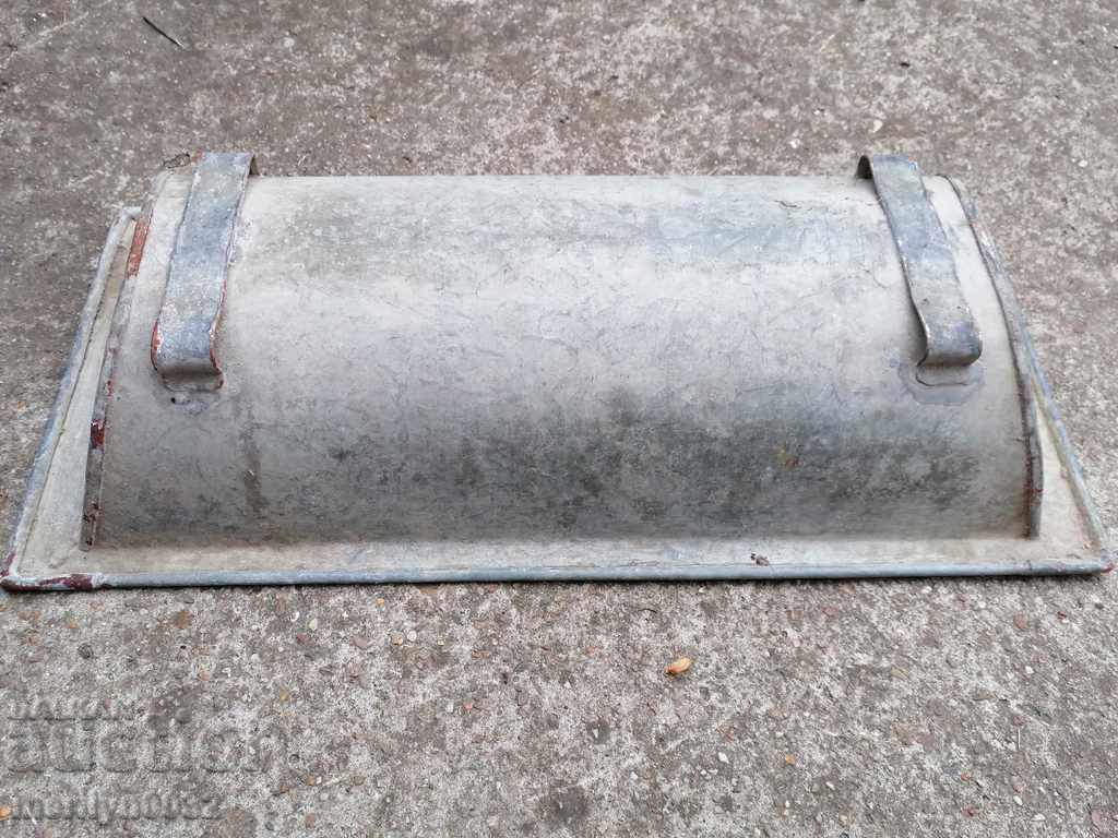 Auction Old galvanized trough minion trough bowl basin Auction Old galvanized trough minion trough bowl basin