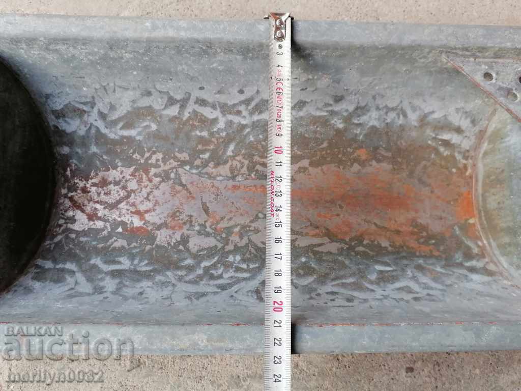 Old galvanized trough minion trough bowl basin - 5 Old galvanized trough minion trough bowl basin - 5