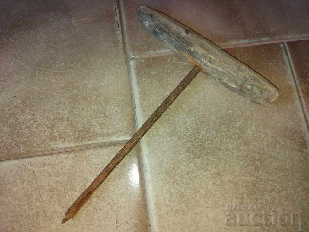 OLD MEDITERRANEAN BATTERY MATKAP WOODEN INSTRUMENT with price 9.00 BGN | € 4.60