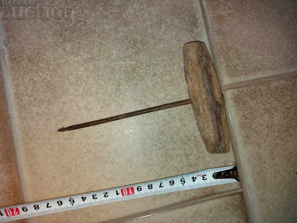 OLD MEDITERRANEAN BATTERY MATKAP WOODEN INSTRUMENT with price 9.00 BGN | € 4.60 OLD MEDITERRANEAN BATTERY MATKAP WOODEN INSTRUMENT with price 9.00 BGN | € 4.60