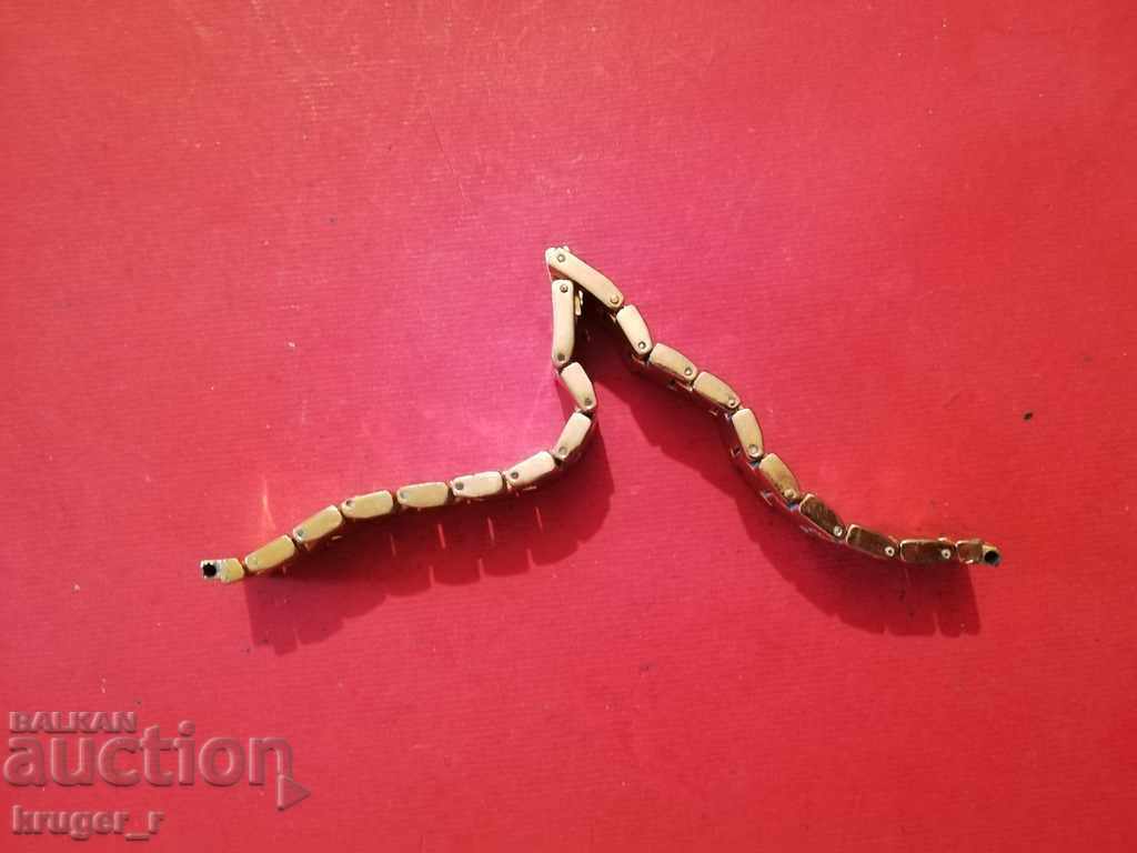 Auction Metal chain Auction Metal chain