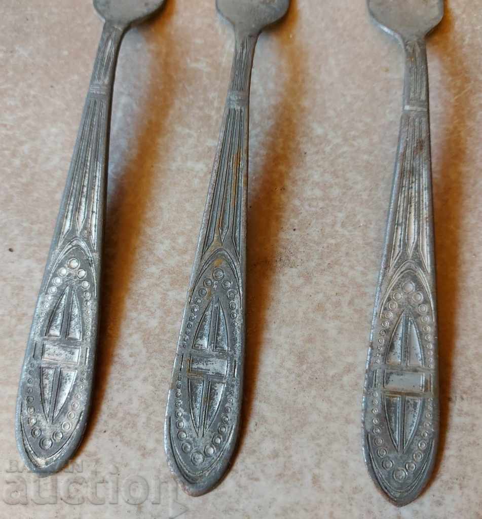 VERY OLD DISHES FORK FORKS - 5