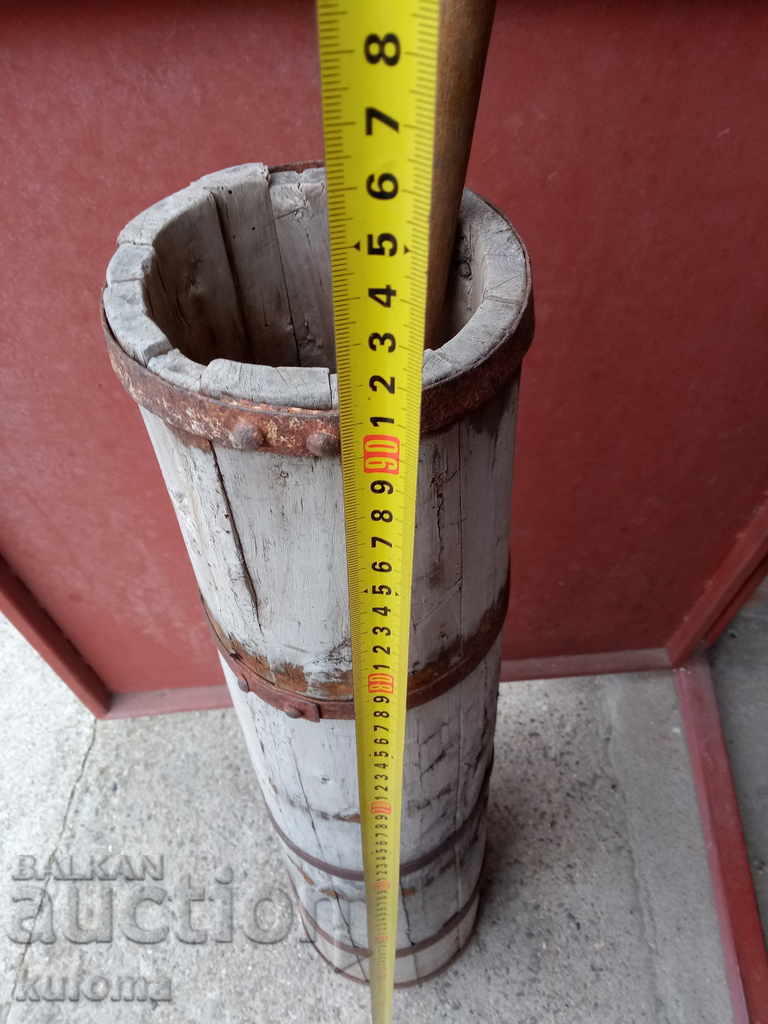 Auction Old oil piston Auction Old oil piston