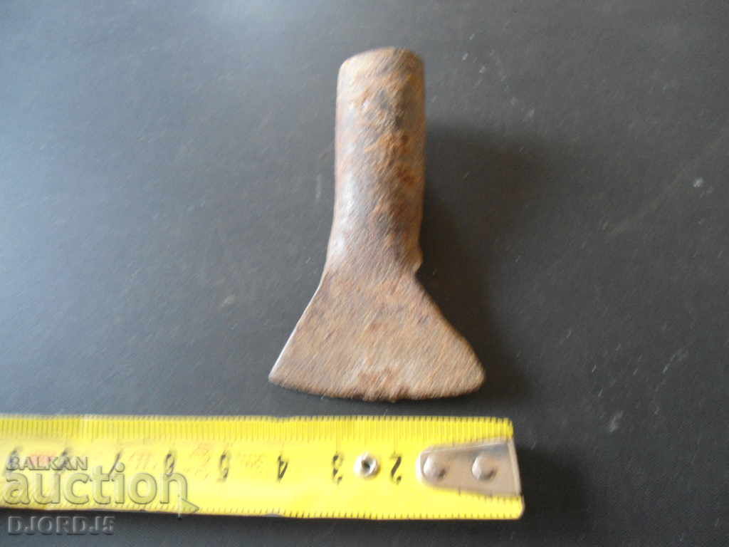 Auction Old tool Auction Old tool