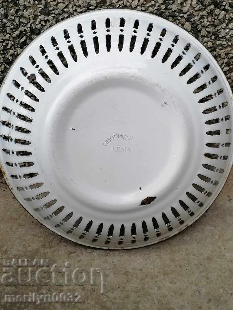 Auction  Old pan with enamel, fruit, enameled container