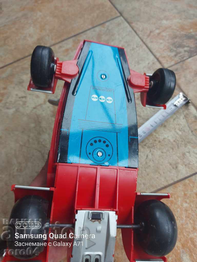 SHEET METAL SUV - MOLLY - GDR - 5