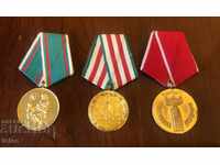 Сет от три медала от соц. България - намалена цена