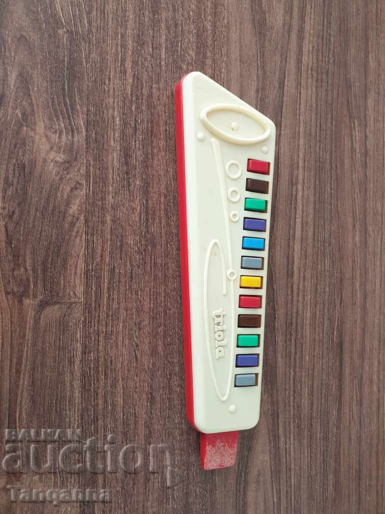 Old toy with price 10.00 BGN | € 5.11 Old toy with price 10.00 BGN | € 5.11